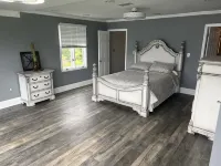 Martha’s Retreat-Amazing Lake Views with Hot Tub