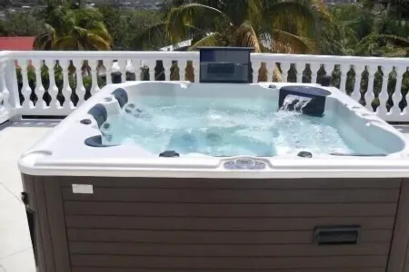 Not to miss! Beautiful and large villa very nice, all comfort and jacuzzi Отели в г. Ле Франсуа