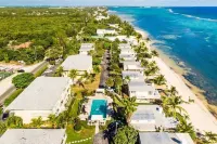 Sand & Sea Hideaway - Quite family friendly beach