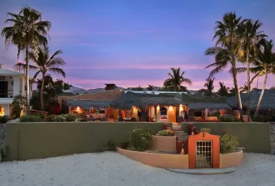 Villa Hacienda del MarOn the Beach, Infinity Pool & Spa, Priv Pickleball Court Hotels near La Laguna Park