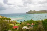 luxurious two bedroom apartment Hotels in Carriacou