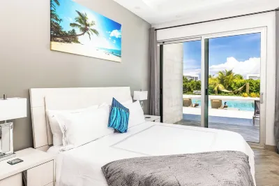 DISCOUNT, TURKS HAVEN VILLAS NEWLY BUILT LUXURY 1BR SUITE, STEPS TO THE BEACH!!