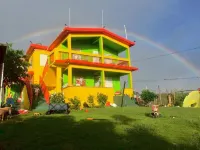 Studio 3 apt: with A/C, Kitchen, balcony.