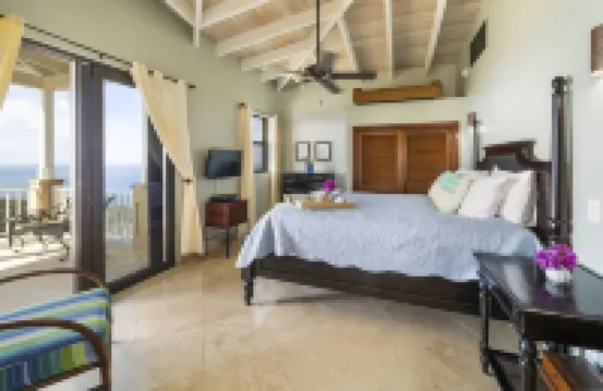 Palm Vista: Voted Top 10 Panoramic Villa View in the World! +200 5 star reviews