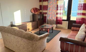 Cozy 2 Bedroom Apartment in Central Espoo, Close to Matinkylä Metro Station