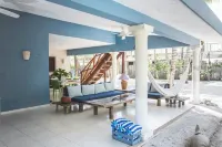 Comfortable beds & a hot meal await you. Beach front. LasTunas - Telchac Pto. Hotels in Sinanche