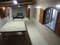 2. farm 500m2, duplex house, pool, lake, football field and barbecue. Hotels in Guapimirim