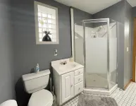 Private Downtown Apt, King Bed, Jet Bath, Fireplace, Grill, near Indiana Dunes Hotels in Chesterton