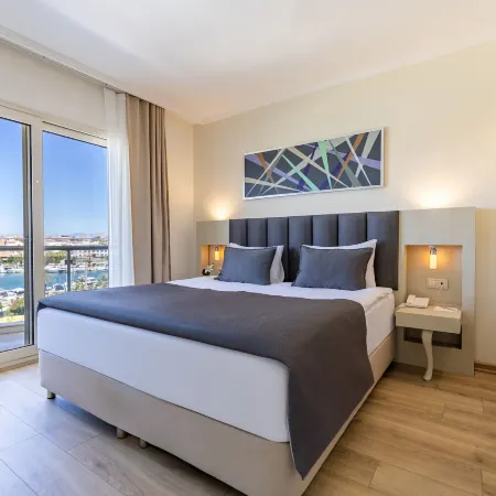 Sisus Marina Hotel