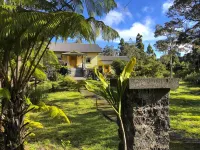 Volcano Village Historic Col-Villa