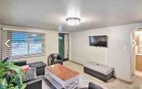 Detroit Cozy Cottage Dearborn Heights cute, cozy & 20 mins from Downtown Detroit