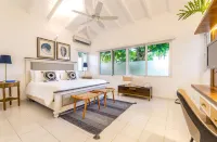 Centrally Located Renovated Luxury Villa Free Breakfast Service / Hotel Partner