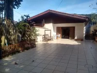 Your home in Praia do Tombo with total security !!! Hotels in Tombo