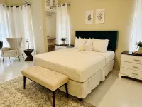 Falcon Sunset 2br Apt/Free Airport Transportation/Gated Complex /Security Hotels in 