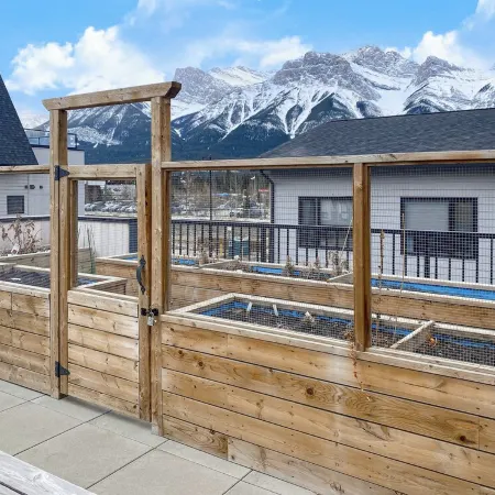 Mountain View Townhouse, Private Garage + Patio + Central AC