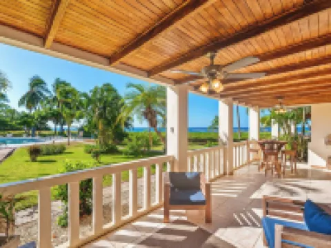 Beachfront Condo w/ Pool - 2BR 2BTH Hotels in Junquillal