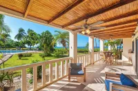 Beachfront Condo w/ Pool - 2BR 2BTH