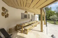 Large villa with pool in Charente-Maritime