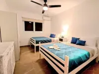 Cozy Apt: Wake to Ocean Waves / Jetted Tub