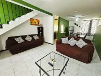 RECENTLY REMODELED HOUSE, DOWNTOWN