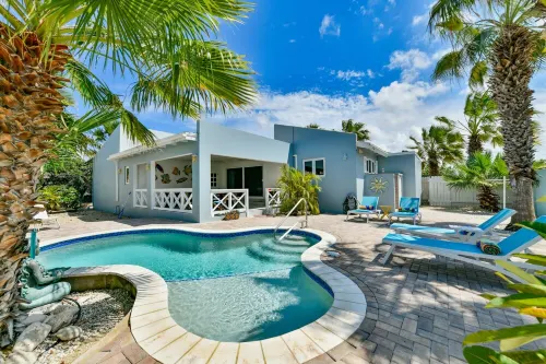 Palm Trees, Private Pool, Fabulous Beaches. - Villas