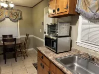 Duplex with  private Entrance , A block from UBS Arena & Belmont Park, Hotels in Elmont