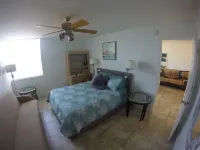 Idyllic Tropical Paradise Overlooking the Fabulous Florida Bay.