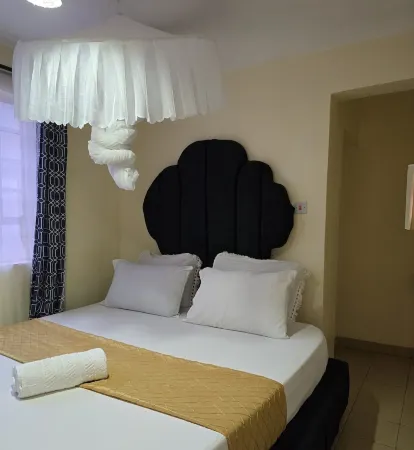 2 bedroom master ensuite in CBD. enjoy easy access to everything in the city Отели в г. Кисуму