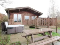 Barn Owl Lodge Hotels in Saint Harmon