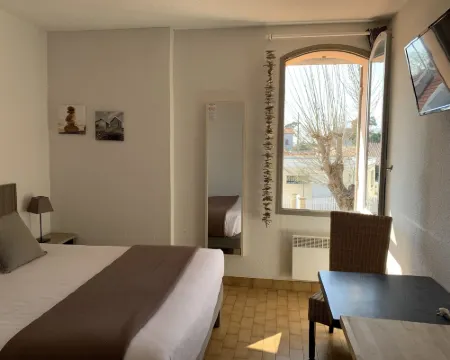 Logis Hotels - Hôtel et Restaurant l'Océana Hotels in Lanton