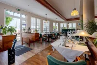 Sur la Mer - Pension Garni Hotels in Born am Darß