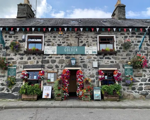 The Golden Fleece Inn Hotels in Porthmadog