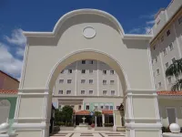 Hotel Premier Hotels near Jansen Lagoon