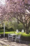 Chatham Seafarer Inn