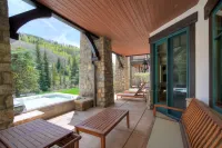5Br Alpine Luxury Home with Private Hot Tub by RedAwning - Save 20% on 7+ Nights! - Bathtub