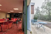 Logis Domaine du Moulin Cavier Hotels in Briollay