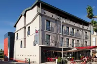 L’Échappée Belle Hotels in Levignac