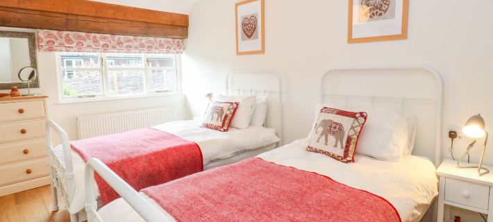 Shippon Barn Hotels in Yeovil