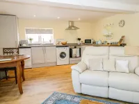 Woodpecker Lodge Hotels in Langport