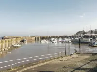 6 Malthouse Court Hotels in Watchet