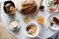 Hotel Schwarzschmied Hotels in Lana