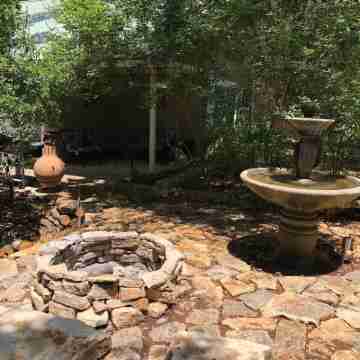 Mystic Hill Suites Hotel Exterior