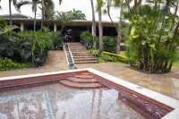 Luxva Hotel en Guayaquil - piscina