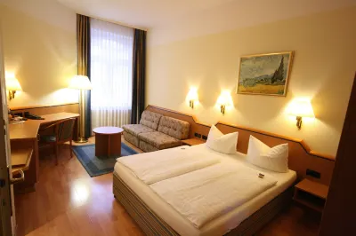 Altstadt Hotel Hotel in zona Astrid Becker