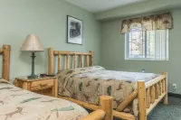 The Kingsley Suites - parking