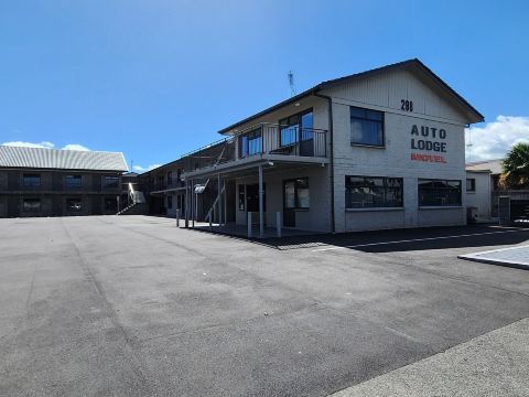 Auto Lodge Motel