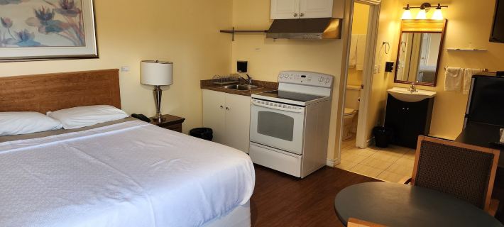 Sunparlor Motel Hotels in Leamington