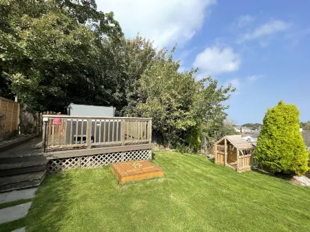 Treestumps Отели в г. Лланфэр-Матафарн-Эйтаф