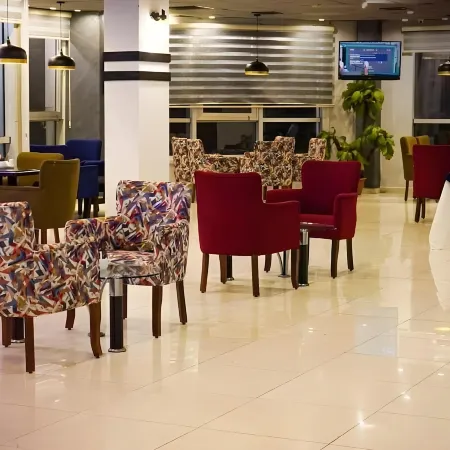 Seven Days Hotel