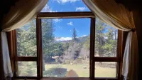 Riversong Inn Retreat - Romantisk